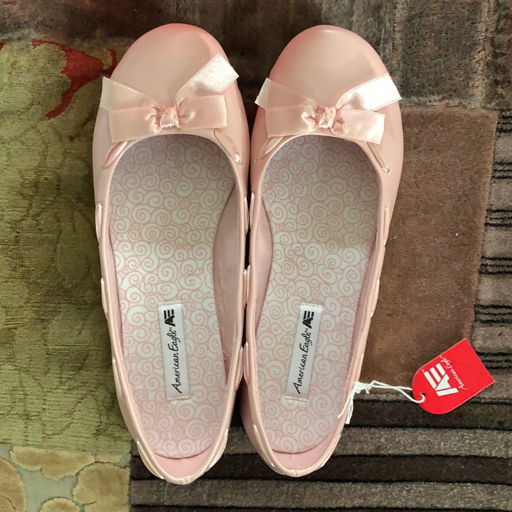 American Eagle Ballet Flats